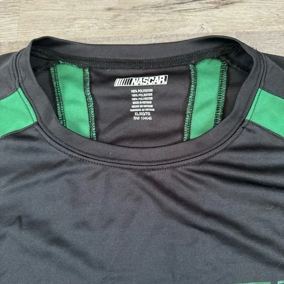 Dale Earnhardt Jr NASCAR Jersey t shirt
Black green mens XL 23x28
Normal wear - Picture 6 of 6